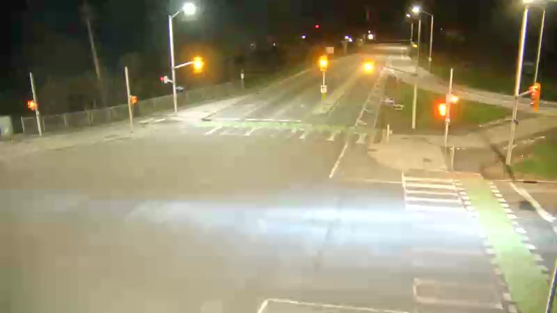 Traffic camera image at 2025-05-09 07:15:49