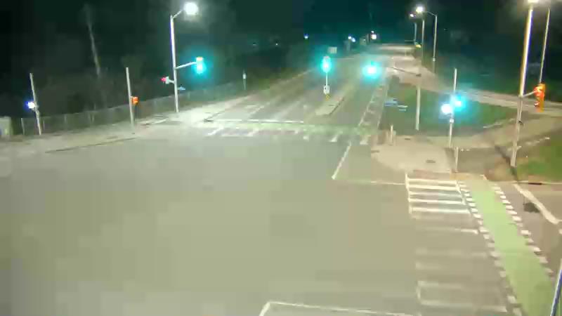 Traffic camera image at 2025-05-09 07:51:04