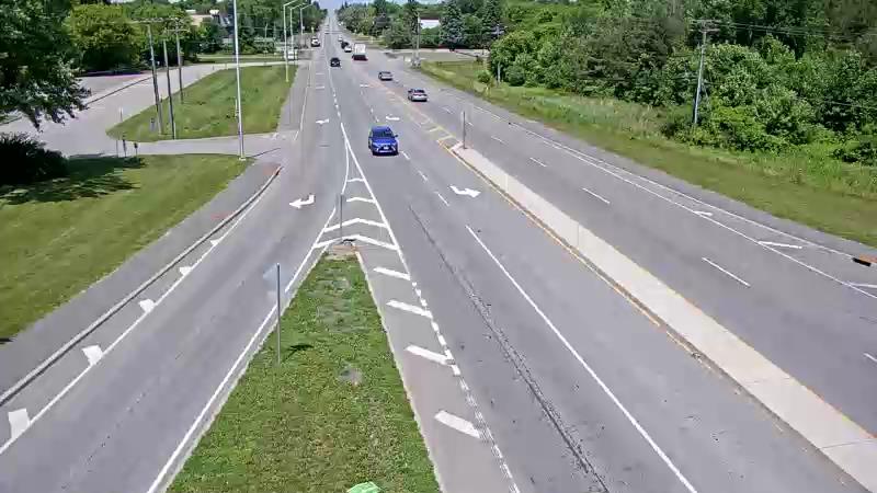Traffic camera image at 2025-06-30 17:11:27