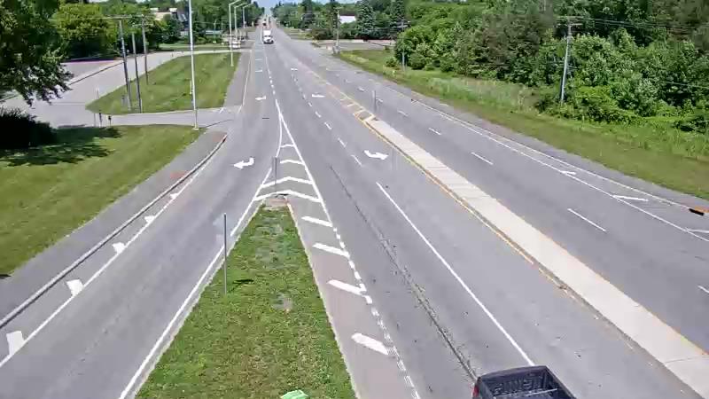 Traffic camera image at 2025-06-30 17:16:34