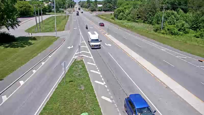 Traffic camera image at 2025-06-30 17:31:27