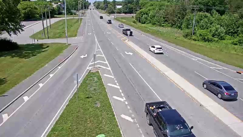 Traffic camera image at 2025-06-30 18:11:16