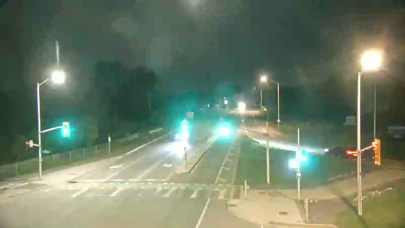 Traffic camera image at 2025-07-12 03:56:21