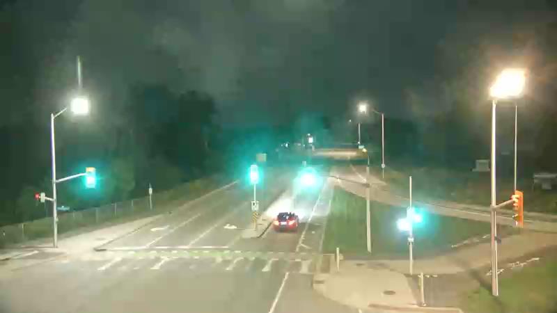 Traffic camera image at 2025-07-12 04:11:22