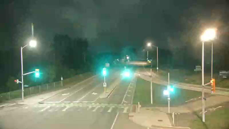 Traffic camera image at 2025-07-12 04:21:04