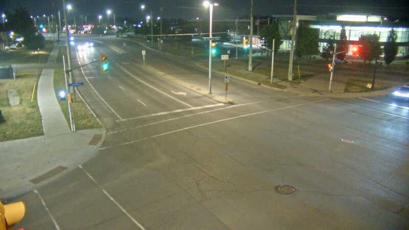 Traffic camera image at 2025-08-04 01:21:05