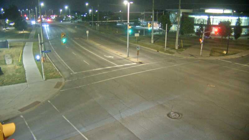Traffic camera image at 2025-08-04 01:51:07