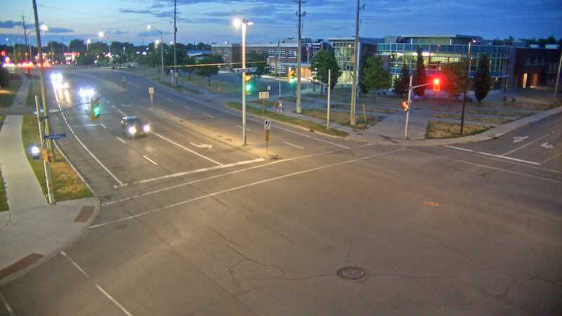 Traffic camera image at 2025-08-25 00:21:06