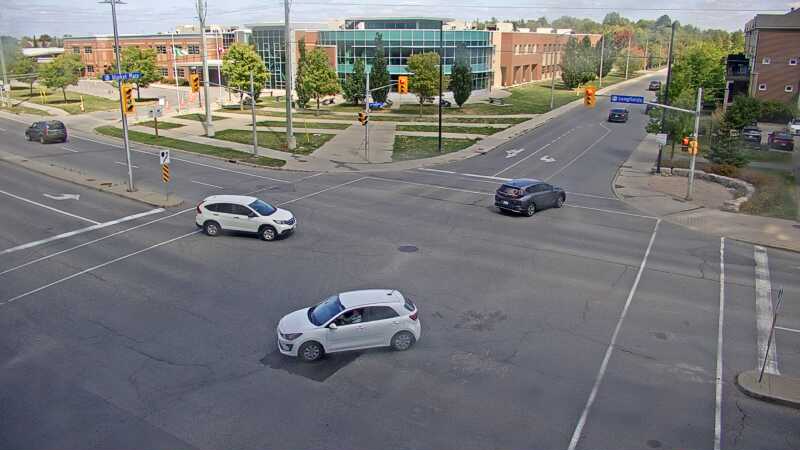 Traffic camera image at 2025-09-14 17:36:18