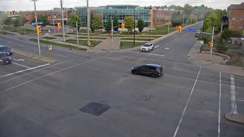 Traffic camera image at 2025-09-14 17:46:26