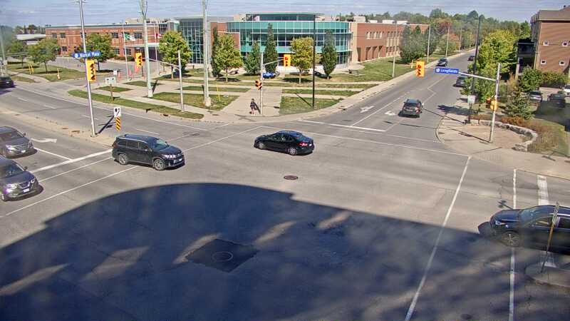 Traffic camera image at 2025-09-14 18:01:36