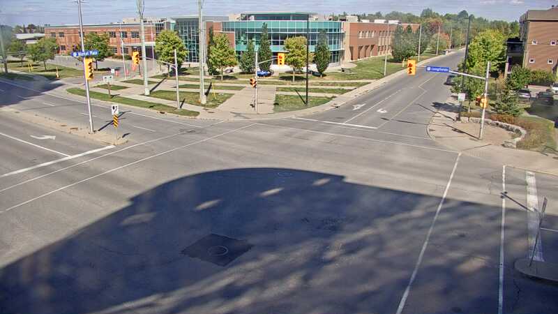 Traffic camera image at 2025-09-14 18:21:15