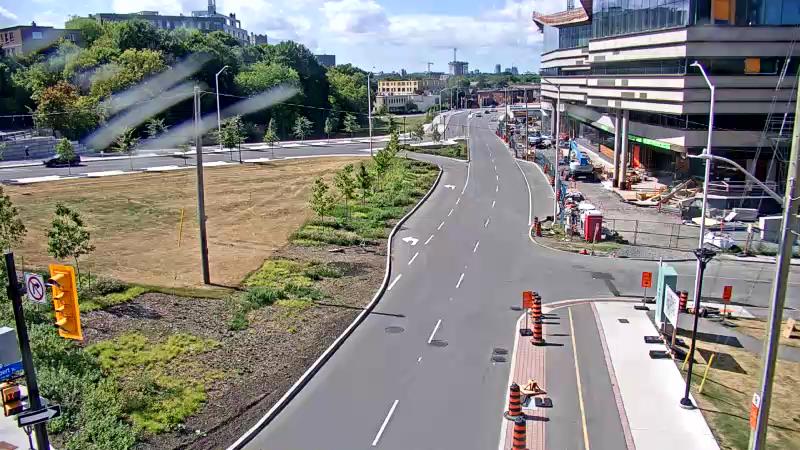 Traffic camera image at 2025-08-24 14:56:15