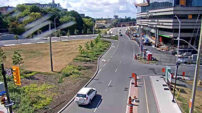 Traffic camera image at 2025-08-24 15:06:18
