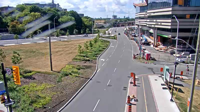 Traffic camera image at 2025-08-24 15:21:19