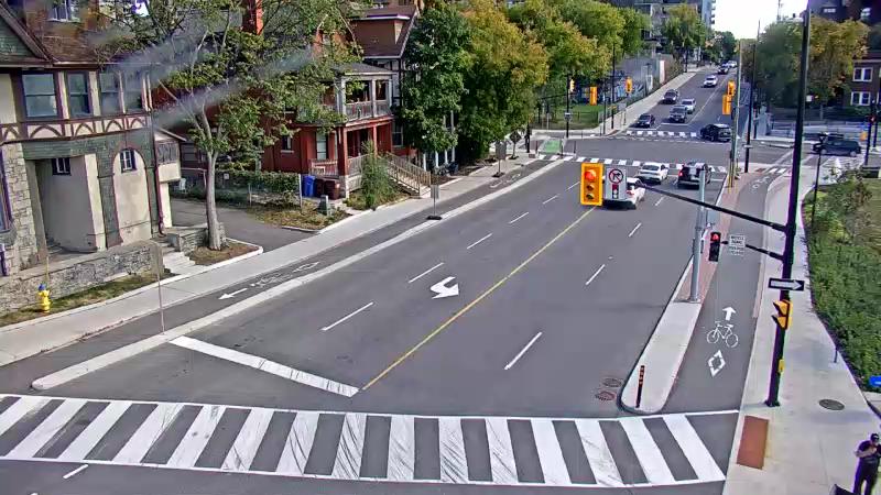 Traffic camera image at 2025-09-14 18:41:24