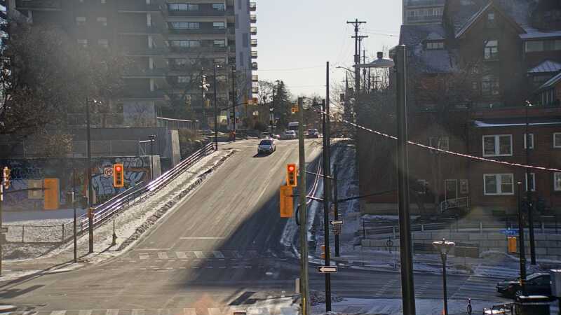 Traffic camera image at 2024-12-21 15:46:30