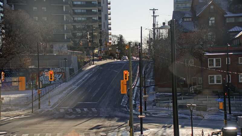 Traffic camera image at 2024-12-21 16:06:38