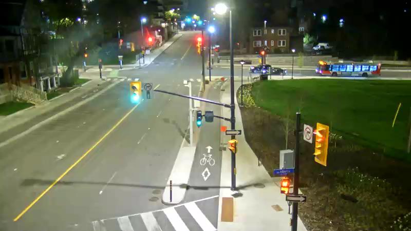 Traffic camera image at 2025-05-09 05:36:29