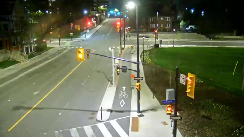 Traffic camera image at 2025-05-09 06:56:03