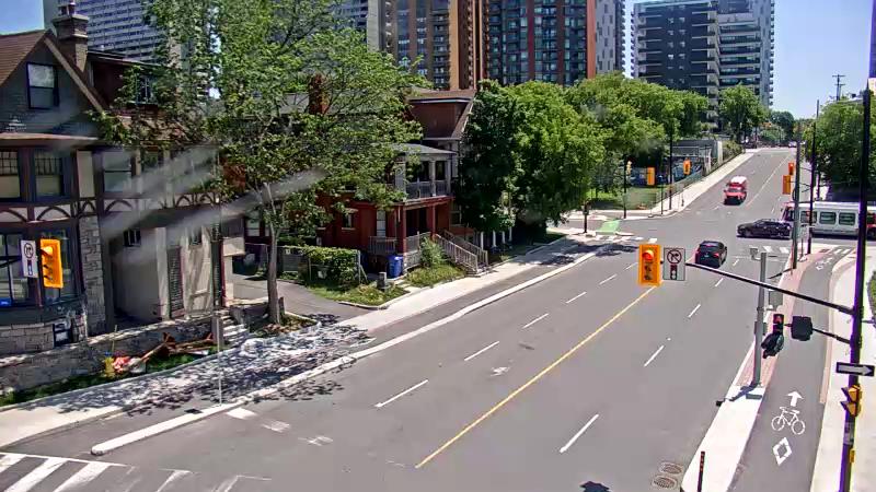 Traffic camera image at 2025-06-30 16:56:09