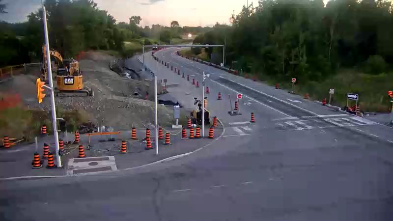 Traffic camera image at 2025-08-25 00:06:18