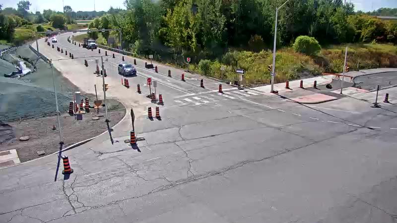 Traffic camera image at 2025-09-14 18:41:24