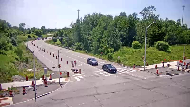 Traffic camera image at 2025-06-30 18:01:17