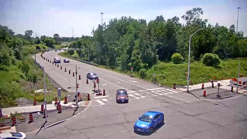 Traffic camera image at 2025-06-30 18:41:25