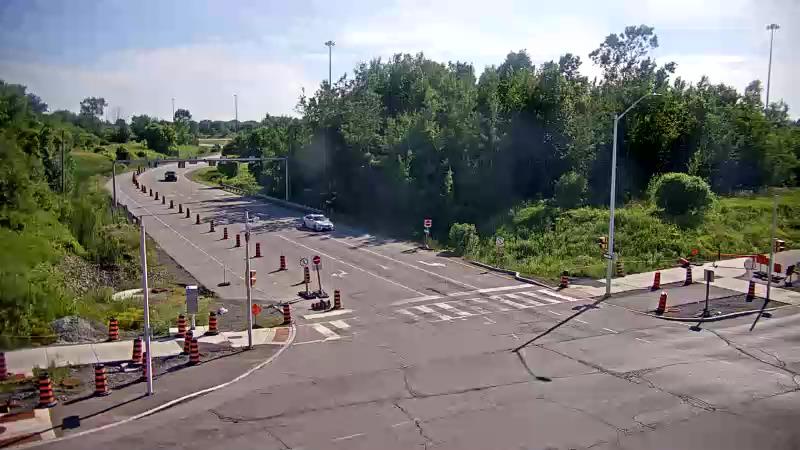 Traffic camera image at 2025-06-30 21:01:16