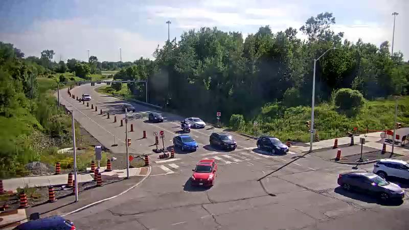 Traffic camera image at 2025-06-30 21:06:25