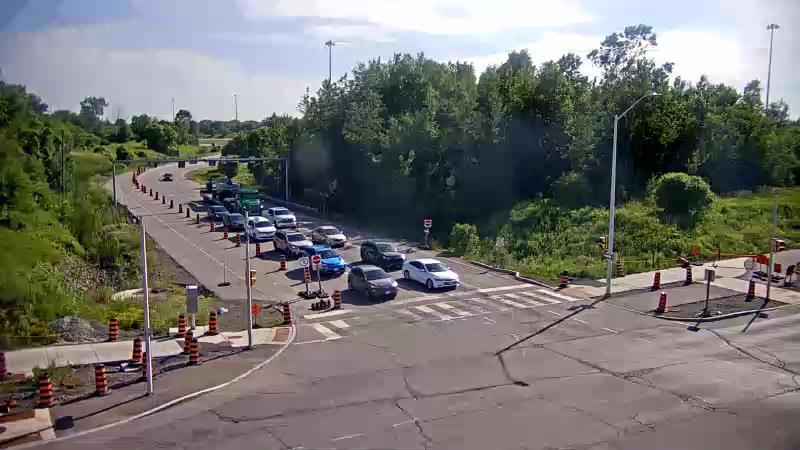 Traffic camera image at 2025-06-30 21:11:18