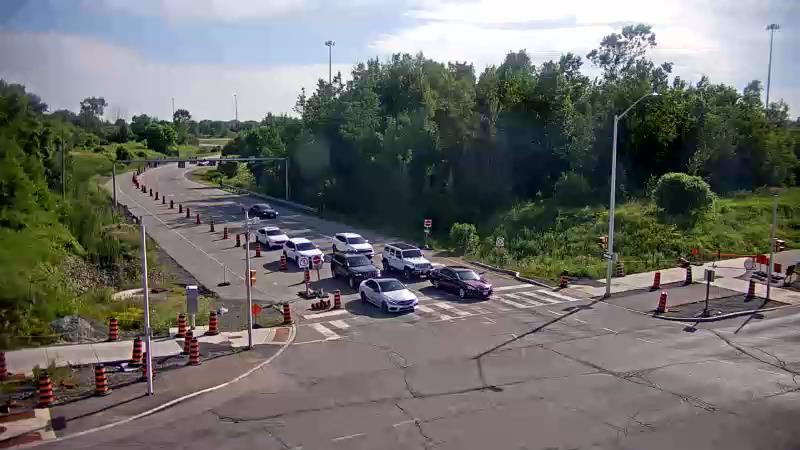 Traffic camera image at 2025-06-30 21:21:27