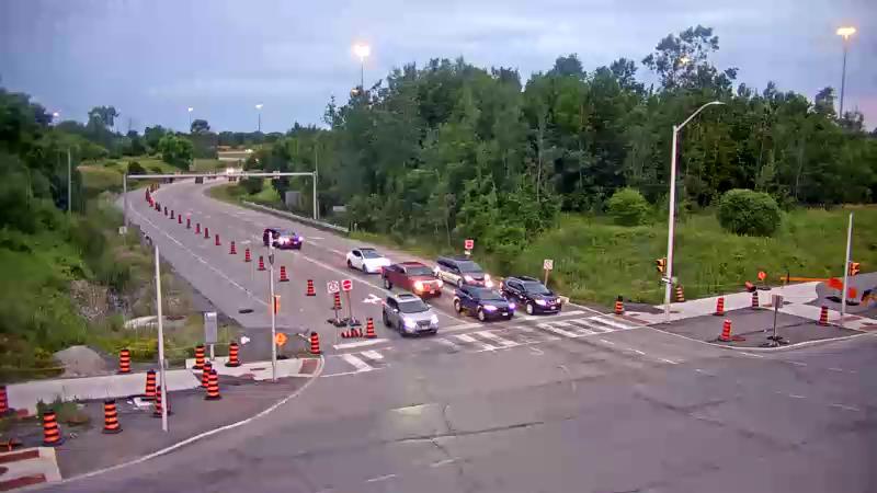 Traffic camera image at 2025-07-01 01:01:37