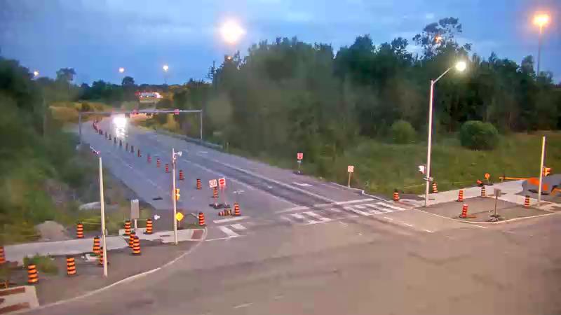 Traffic camera image at 2025-07-01 01:21:04