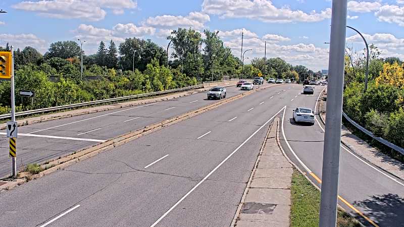 Traffic camera image at 2025-09-14 17:16:19