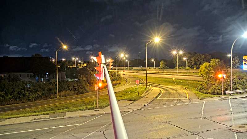 Traffic camera image at 2024-10-16 07:04:05