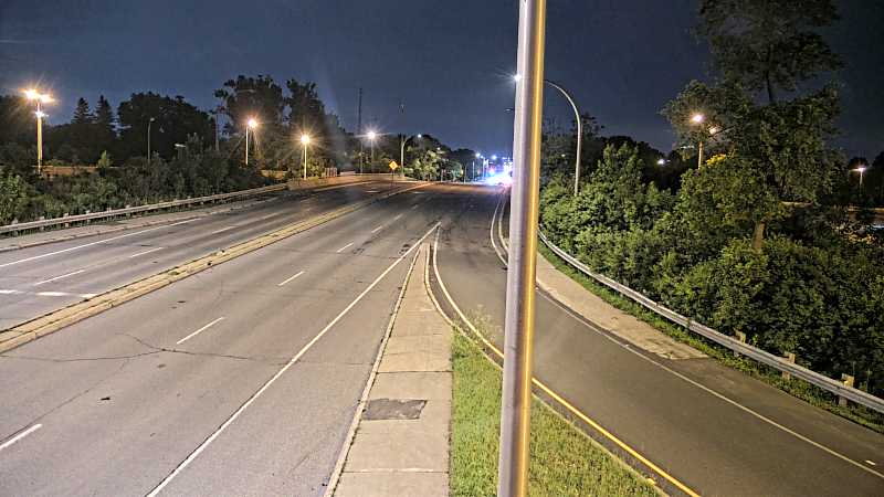 Traffic camera image at 2025-07-07 03:41:34