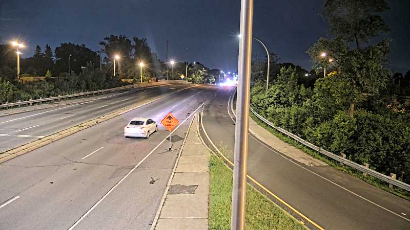 Traffic camera image at 2025-07-07 04:03:41