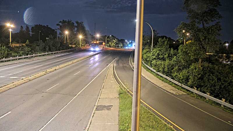Traffic camera image at 2025-07-12 04:46:17