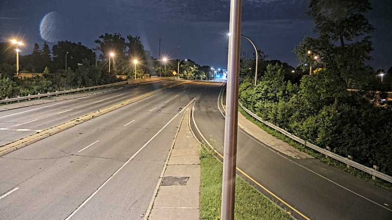 Traffic camera image at 2025-07-12 04:51:13