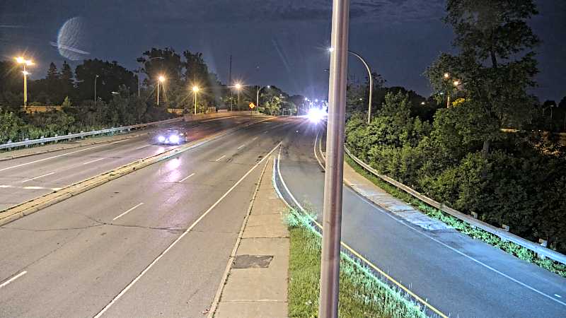 Traffic camera image at 2025-07-12 05:11:13