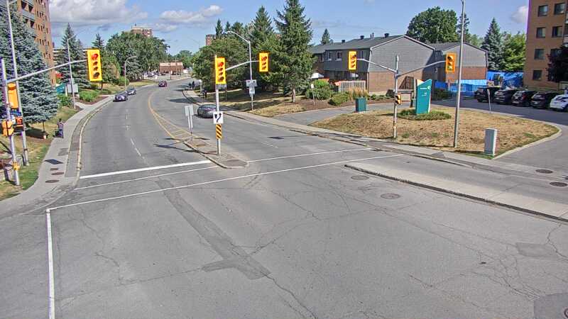 Traffic camera image at 2025-08-24 14:16:19