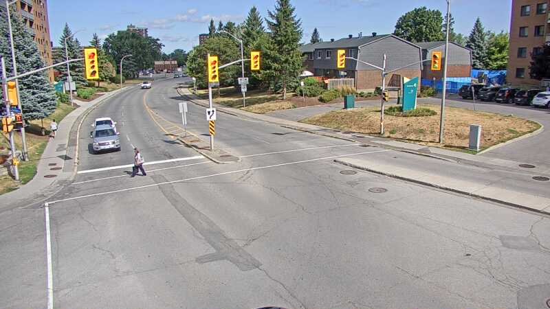 Traffic camera image at 2025-08-24 14:36:16