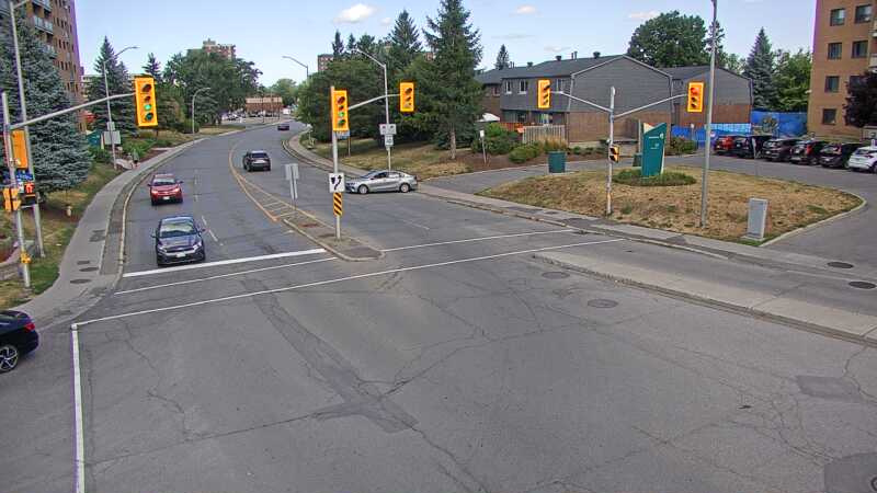 Traffic camera image at 2025-08-24 15:01:26