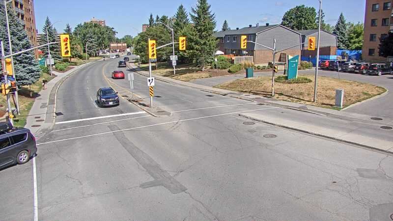 Traffic camera image at 2025-08-24 15:06:19
