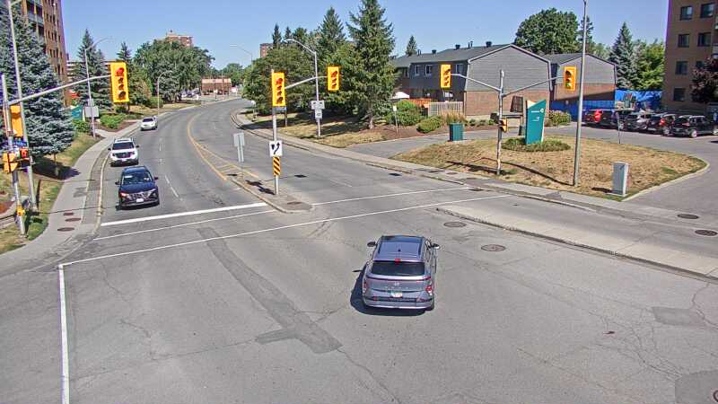 Traffic camera image at 2025-08-24 15:26:19