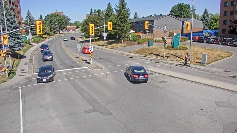 Traffic camera image at 2025-08-24 15:31:22