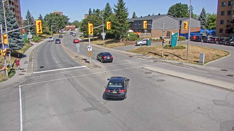 Traffic camera image at 2025-08-24 15:36:18
