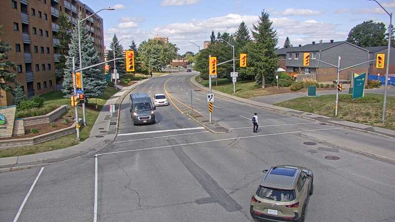 Traffic camera image at 2025-09-14 17:11:24